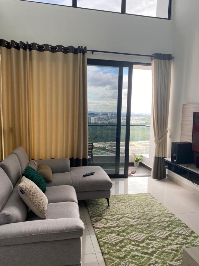 Eco Nest 3 Bedroom Duplex Apartment Nusajaya  Exteriér fotografie