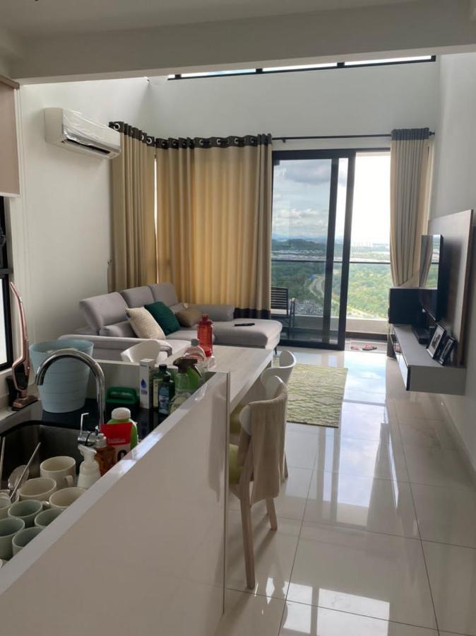 Eco Nest 3 Bedroom Duplex Apartment Nusajaya  Exteriér fotografie